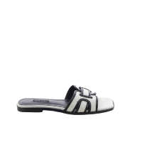 סנדלים וכפכפים