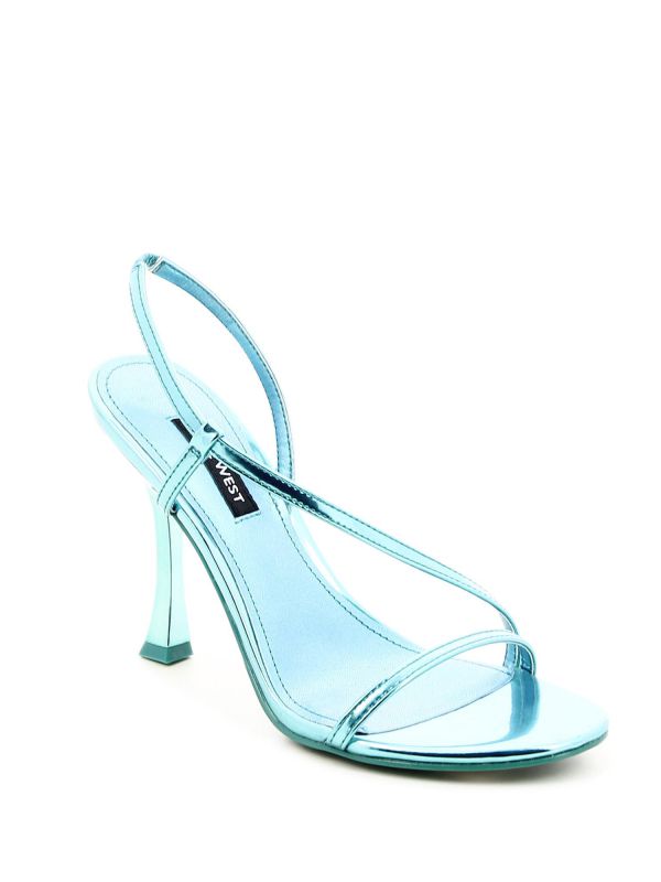 סנדלי עקב מטאליים