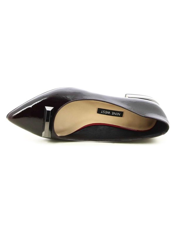 נעלי סירה מחודדות GIL