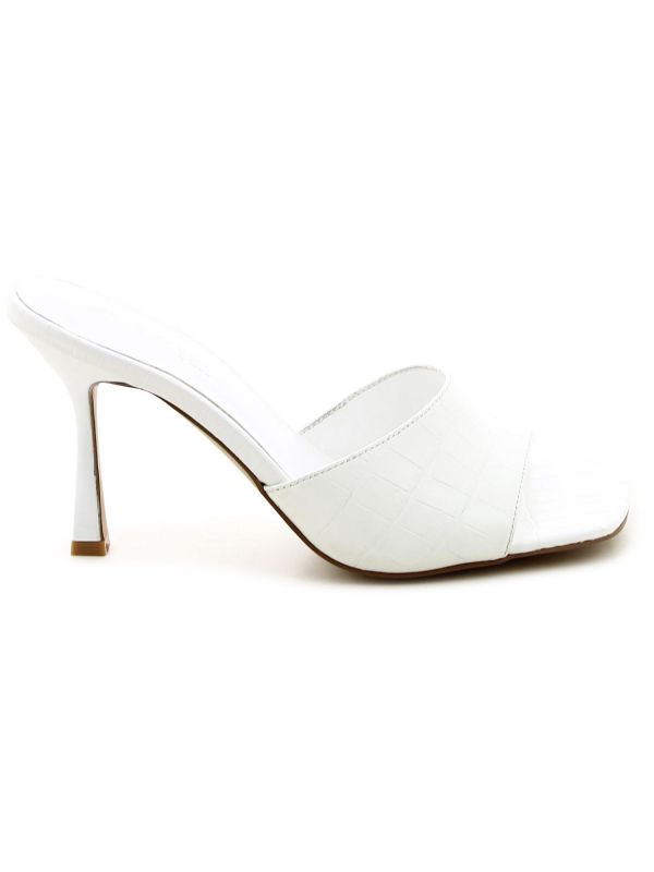 כפכפי עקב אופנתיים ARIANNA