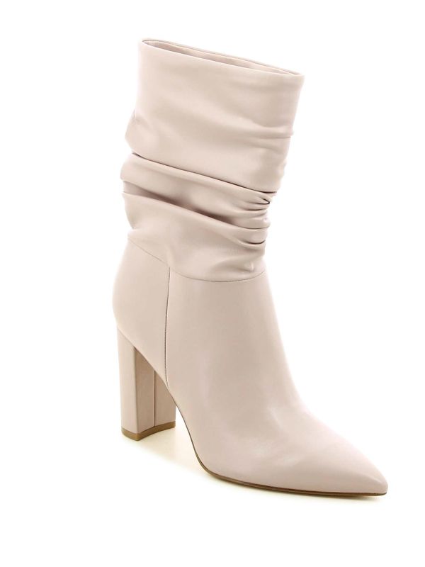 מגפוני עקב עם כיווץ