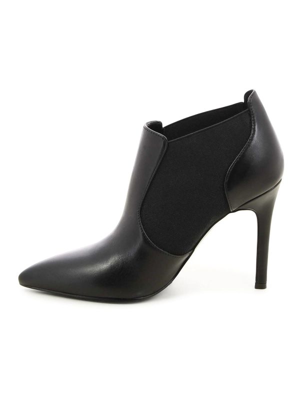 מגפוני סטילטו עם גומי בצד