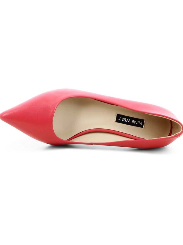 נעלי סירה קלאסיות עם עקב לנשים