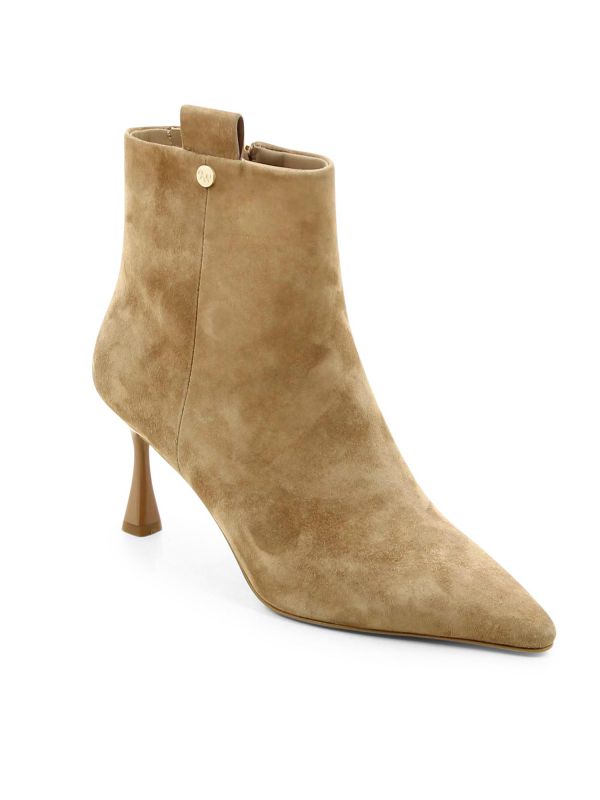 מגפוני עקב סטילטו לנשים