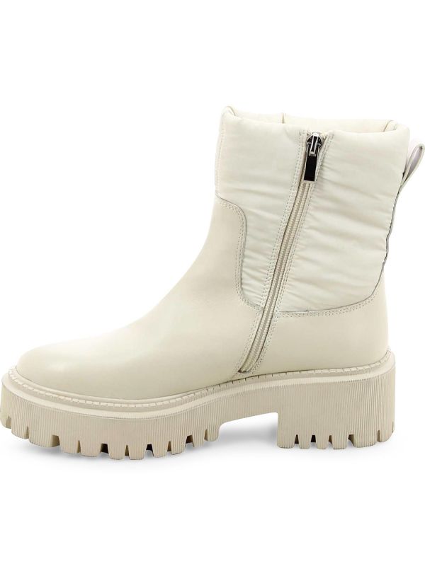 מגפוני טרקטור אופנתיים