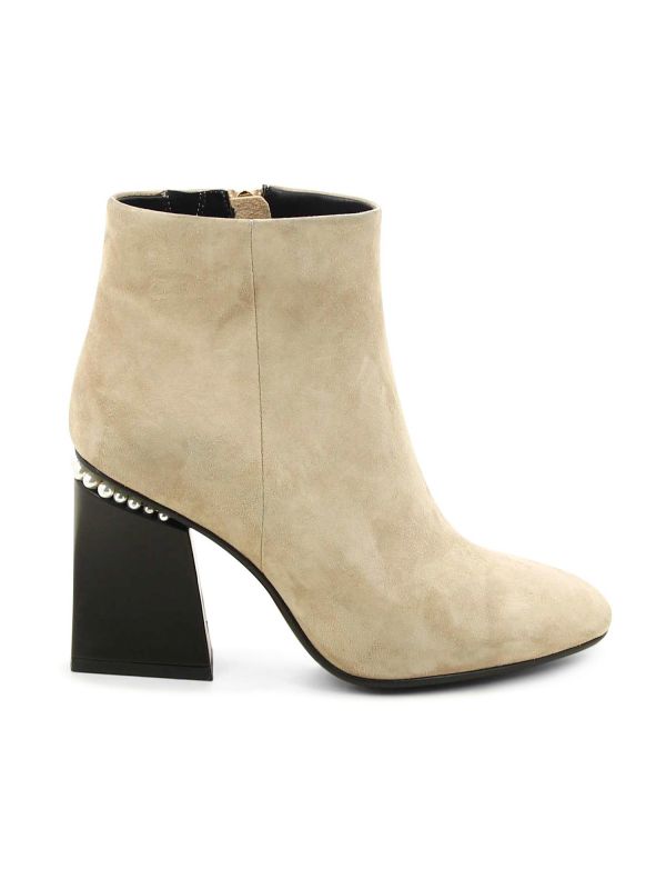 מגפוני עקב עם חרוזים MACY