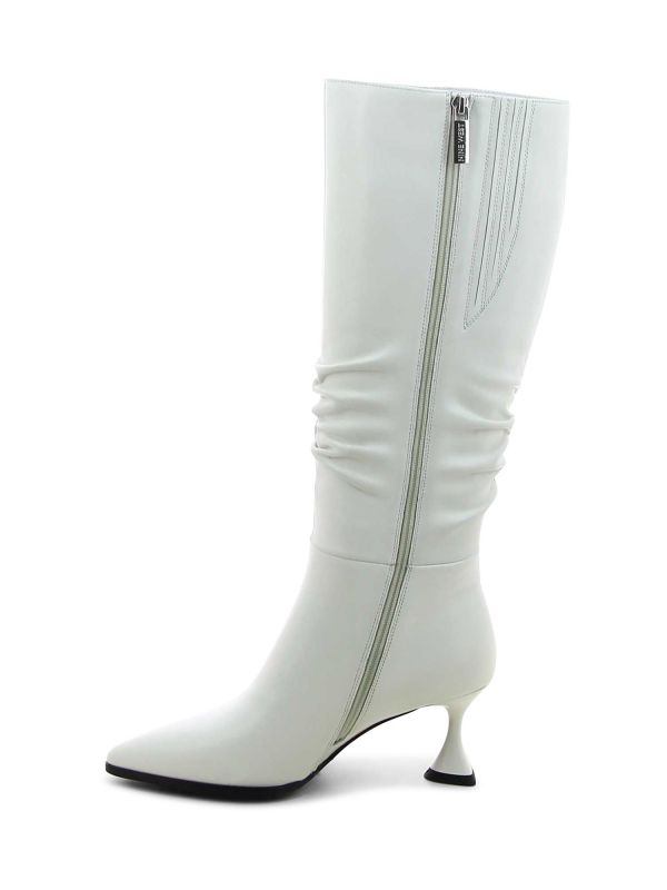 מגפי עקב עם כיווצים