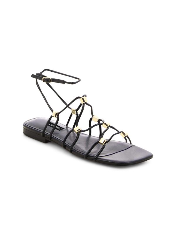 סנדלים שטוחים מעוצבים