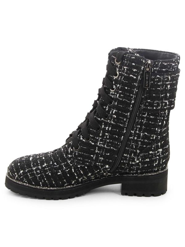 מגפונים מעוצבים במראה צמר