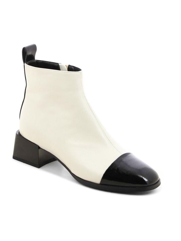 מגפוני עקב קלאסיים