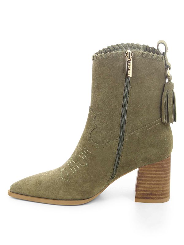 מגפוני עקב בוקרים ALIA