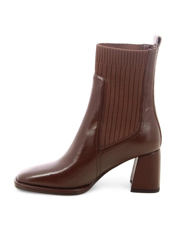 מגפוני עקב אופנתיים