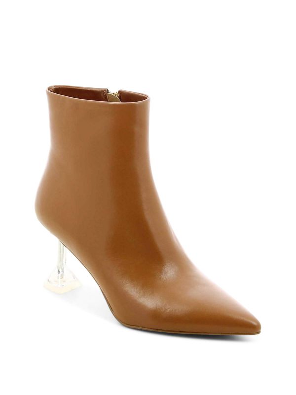 מגפוני עקב מעוצבים