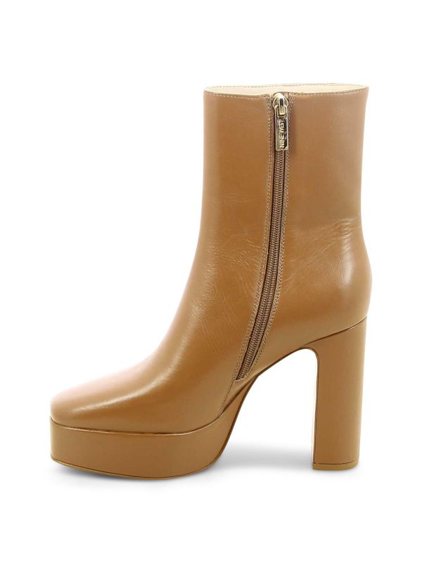 מגפוני עקב אופנתיים