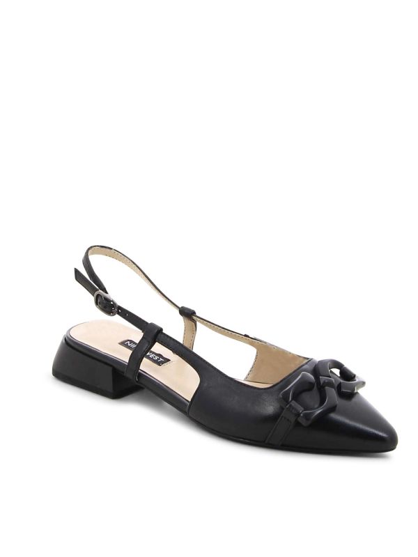 נעלי סירה שטוחות עם שרשרת לנשים