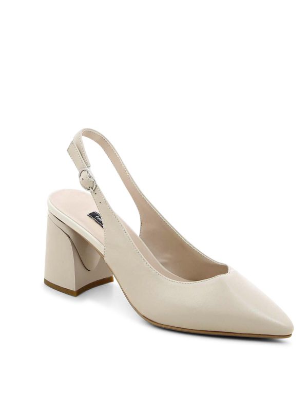 נעלי סירה לנשים עם עקב בינוני