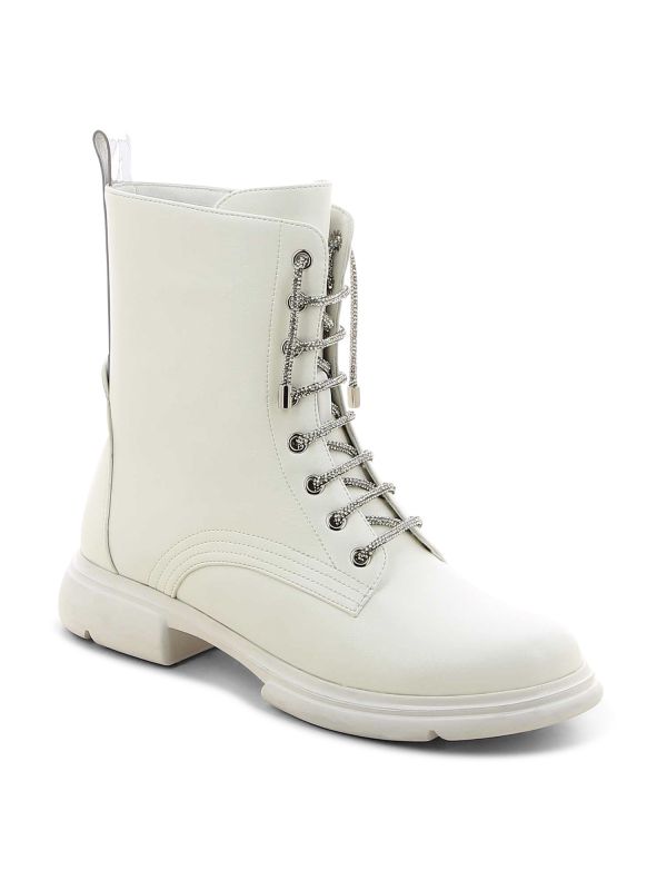 מגפוני נשים בסגנון צבאי עם שרוכים