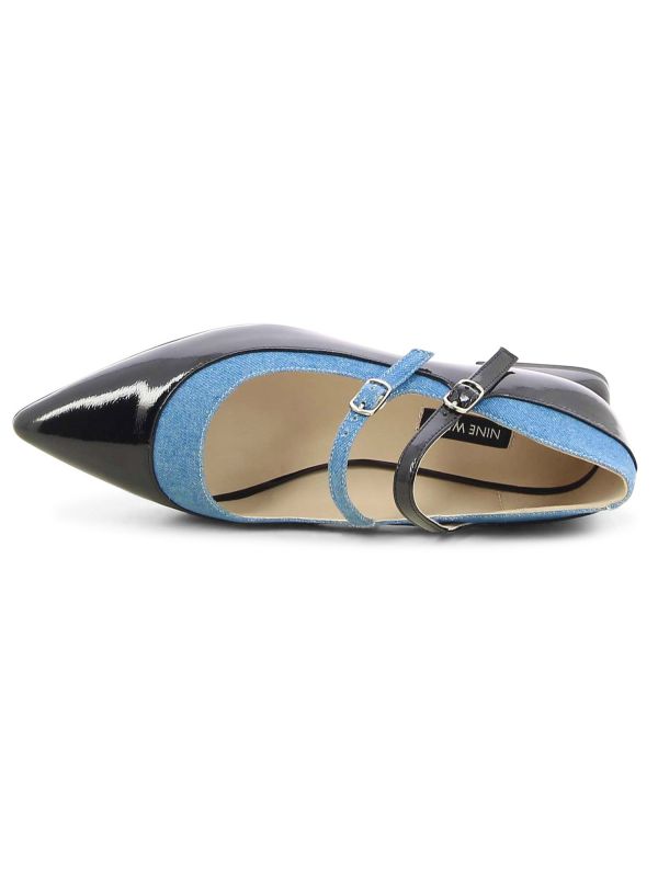 נעלי סירה עם רצועות דקות לנשים