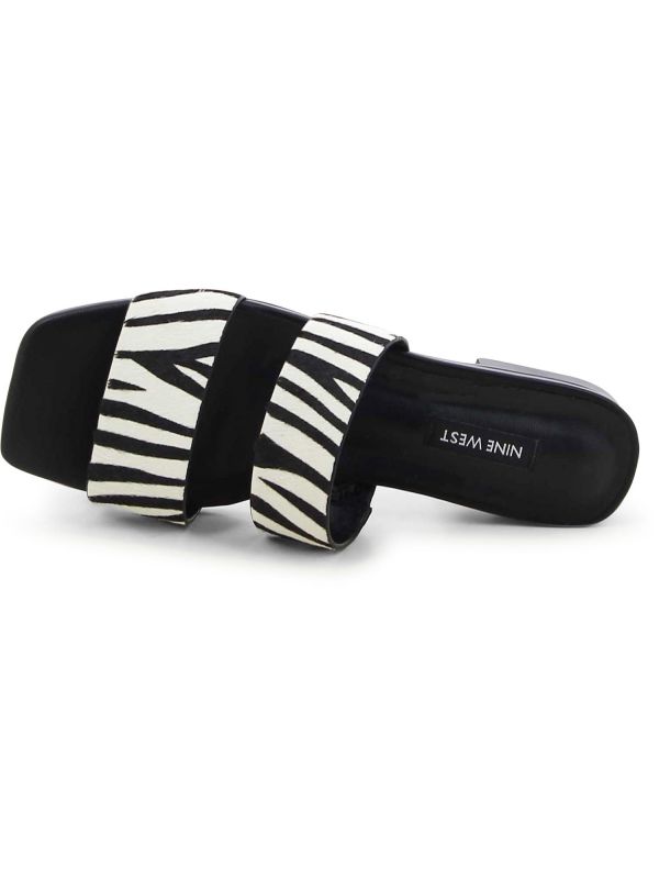 כפכפים שטוחים לנשים עם שתי רצועות