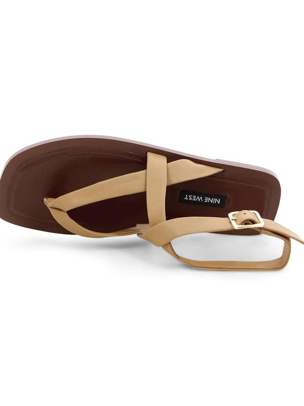 סנדלי אצבע שטוחים לנשים עם רצועת איקס