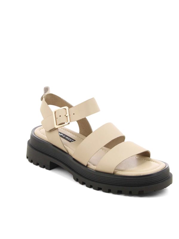 סנדלי נשים שטוחים עם שלוש רצועות וסוליית טרקטור