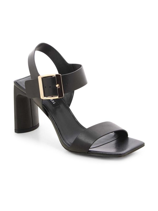 סנדלי נשים עם עקב גבוה ואבזם גדול