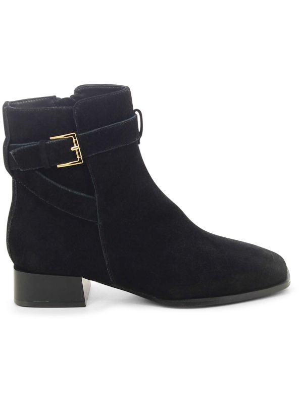 מגפונים לנשים עם אבזם מוזהב