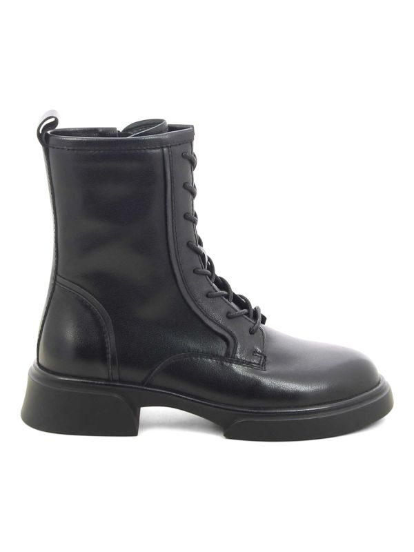 נעליים צבאיות עם שרוכים לנשים