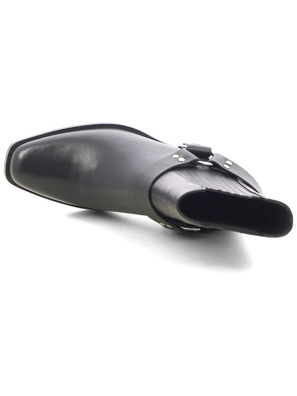 מגפוני בוקרים עם אבזם עגול לנשים