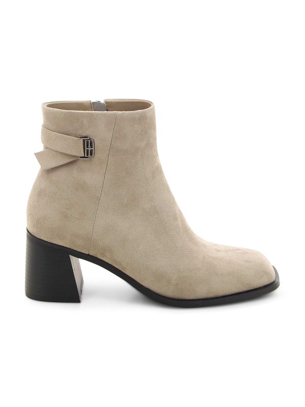 מגפוני עקב HARRIET