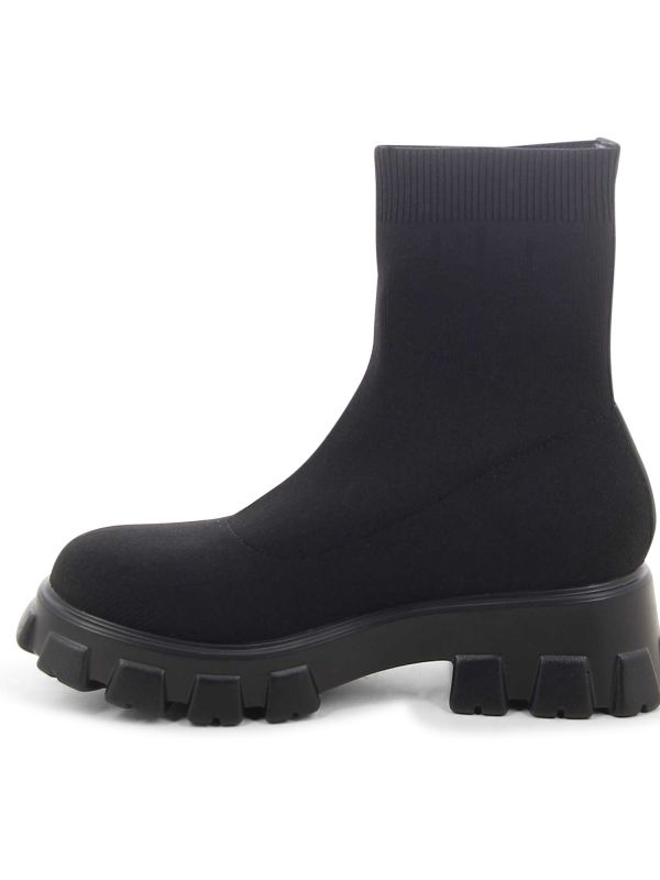 מגפוני גרב לנשים עם סוליית טרקטור