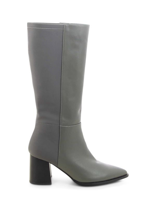 מגפיים עם עקב צ’אנקי לנשים