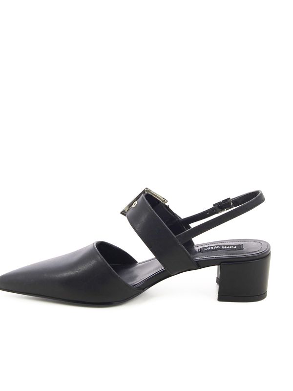 נעלי סירה אלגנטיות עם אבזם לנשים