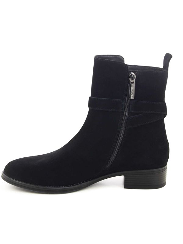 מגפוני LANA עם אבזם