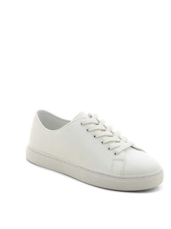 נעלי סניקרס