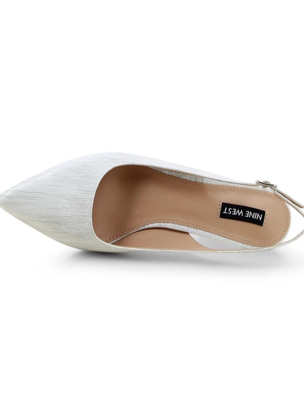 נעלי עקב סירה מטאליות לנשים