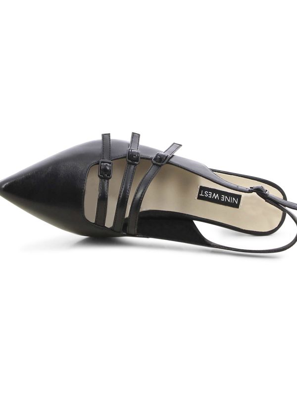 נעלי סירה עם אבזמים לנשים