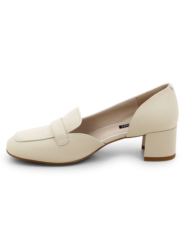 נעלי מוקסין עם עקב עבה לנשים