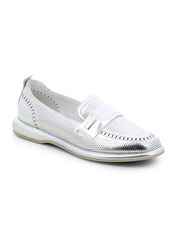 נעלי מוקסין דוגמא מחוררת לנשים