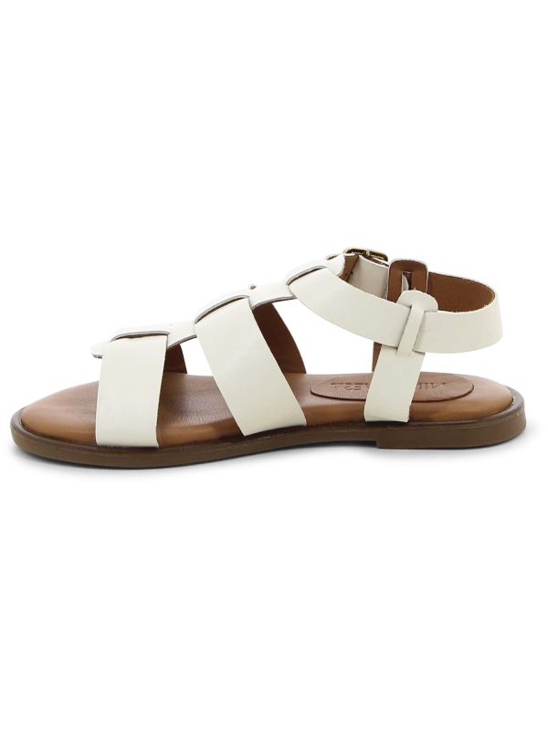 סנדלי גלדיאטור שטוחים לנשים