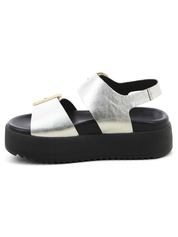 סנדלי פלטפורמה עם רצועות עבות לנשים