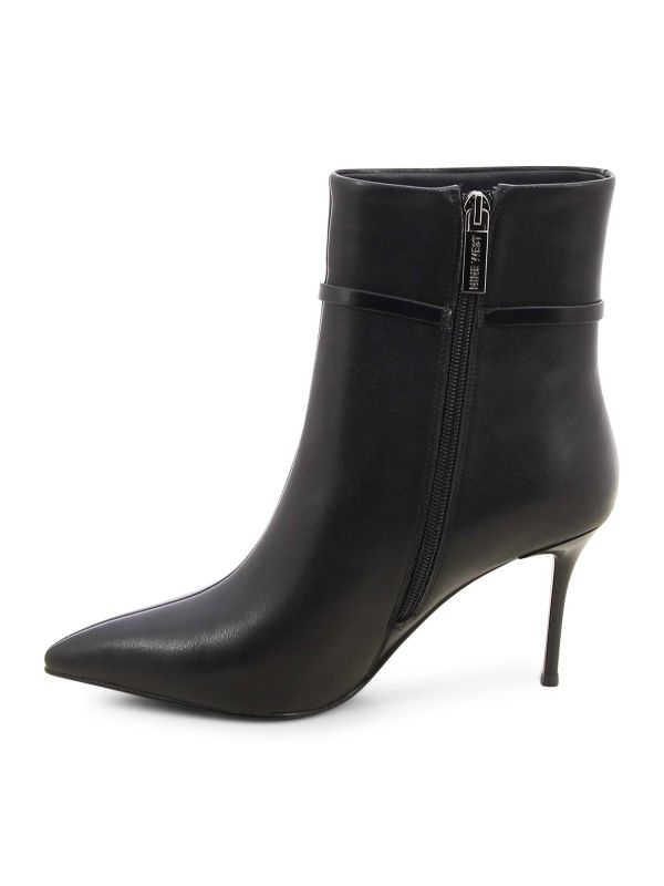 מגפוני עקב סיכה אלגנטיים לנשים