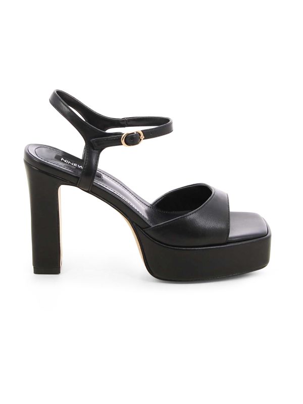 סנדלי עקב עם הגבהה קדמית לנשים