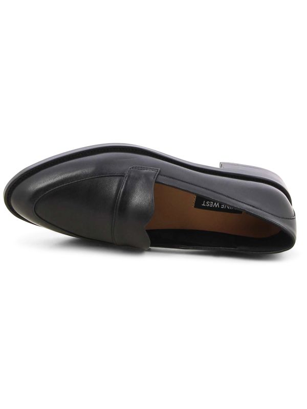 נעלי לואפרס קלאסיות לנשים