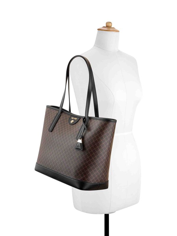 תיק נשיאה גדול עם ארנק תואם