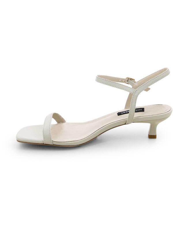 LARIA סנדלי עקב עם רצועות דקות