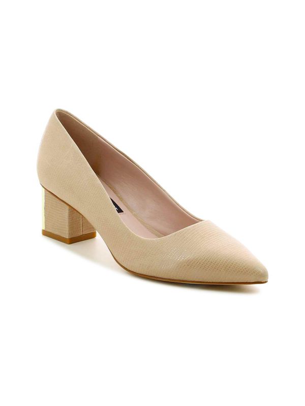 נעלי סירה שפיציות