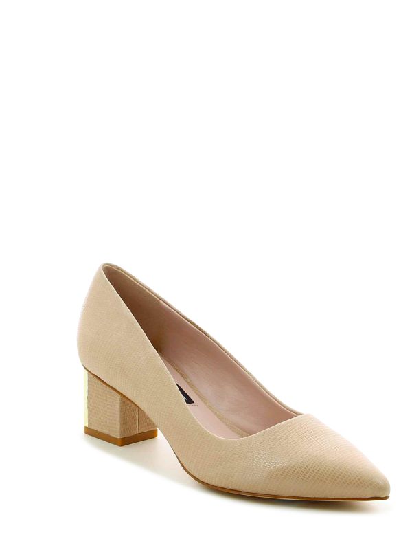 נעלי סירה שפיציות