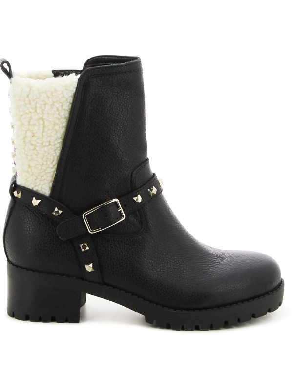 מגפוני בייקר עם ניטים לנשים